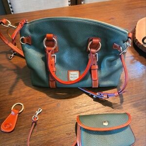 Dooney & Bourke purse with coin purse and keychain like new